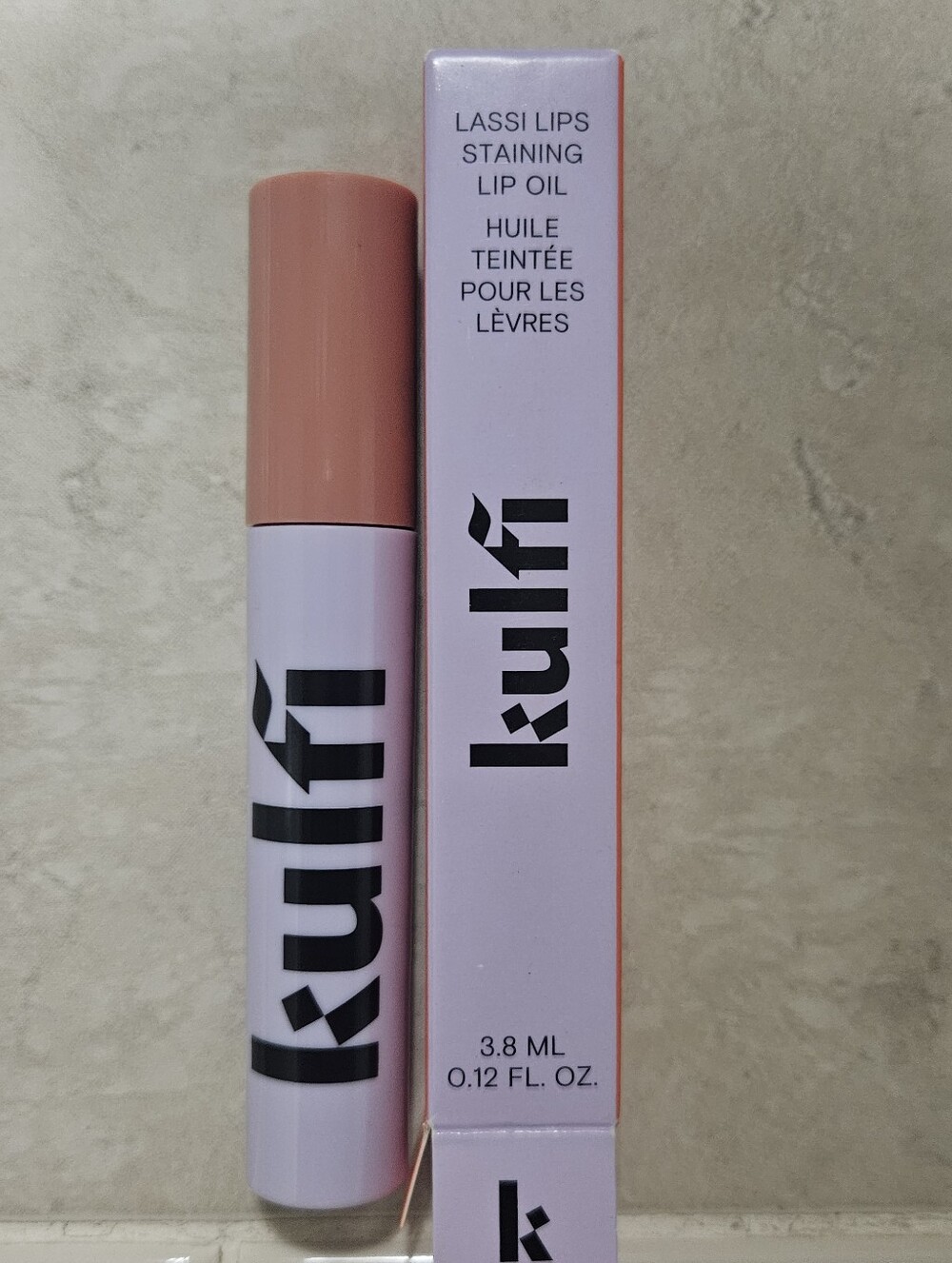 NWT Kulfi Lassi Lips Staining Long-Lasting Moisterizing Lip Oil